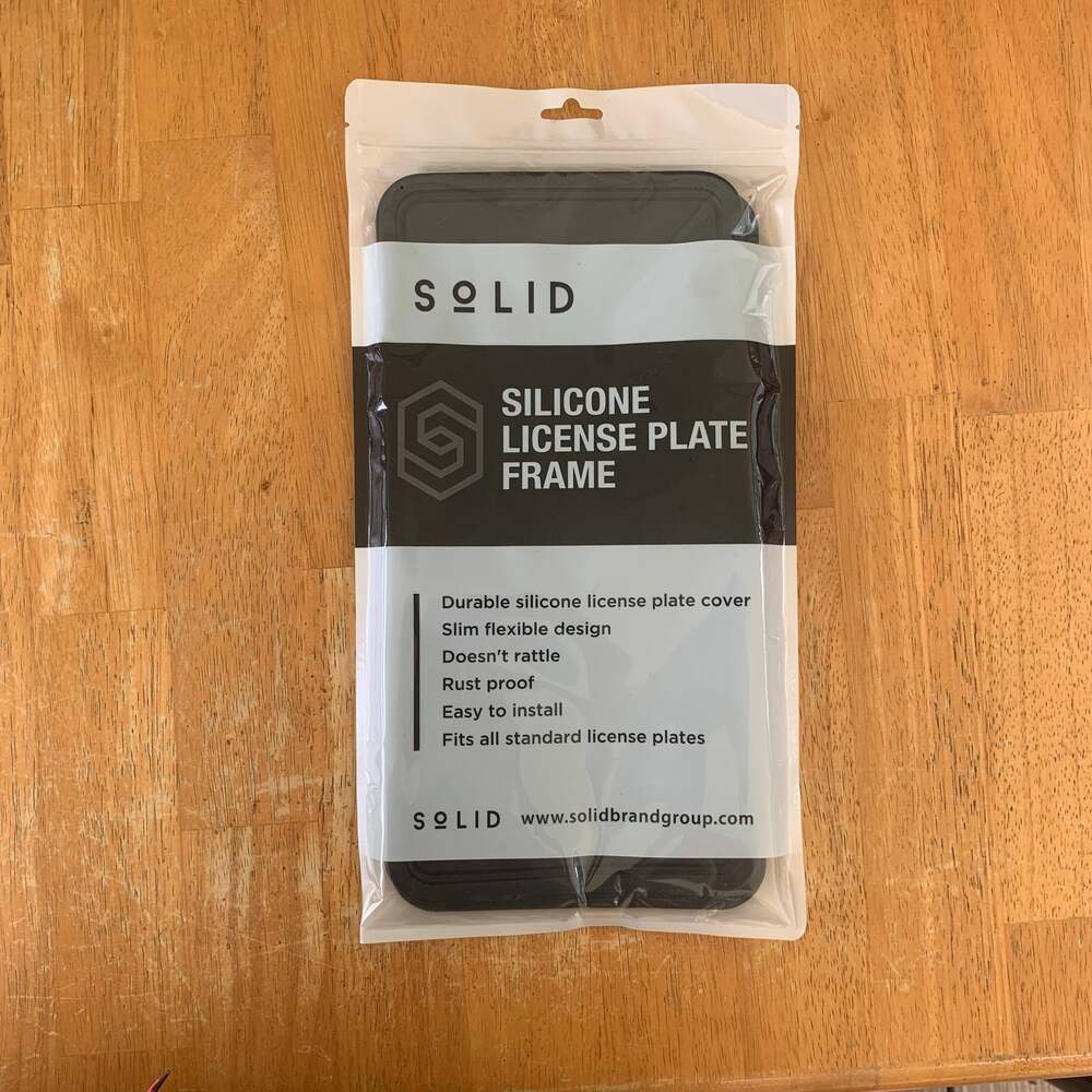 SOLID Silicone License Plate Frame – Black – Rust‑Proof – No Rattle